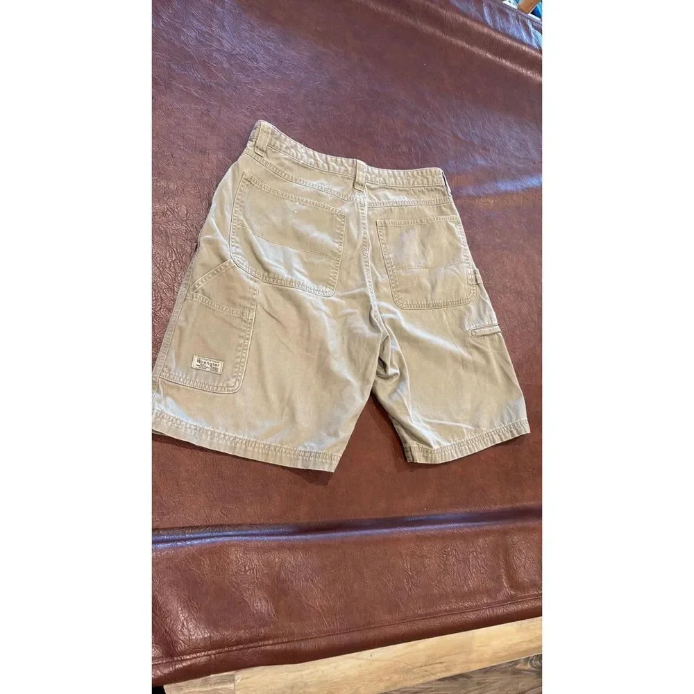 Wrangler mens shorts size 33